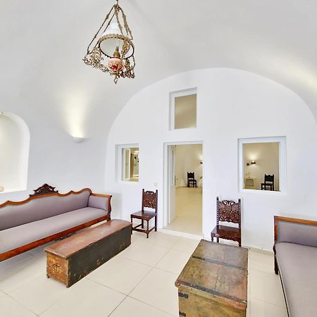 Karpimo Horizon - Caldera View With Private Hot Tub Villa Firosztefáni Kültér fotó