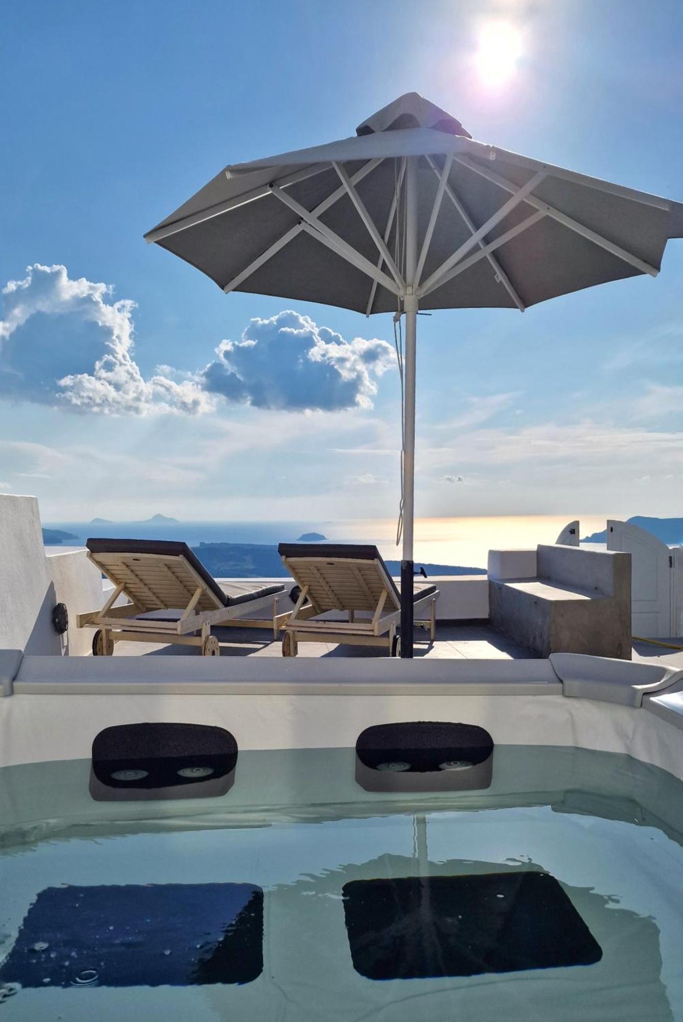 Karpimo Horizon - Caldera View With Private Hot Tub Villa Firosztefáni Kültér fotó