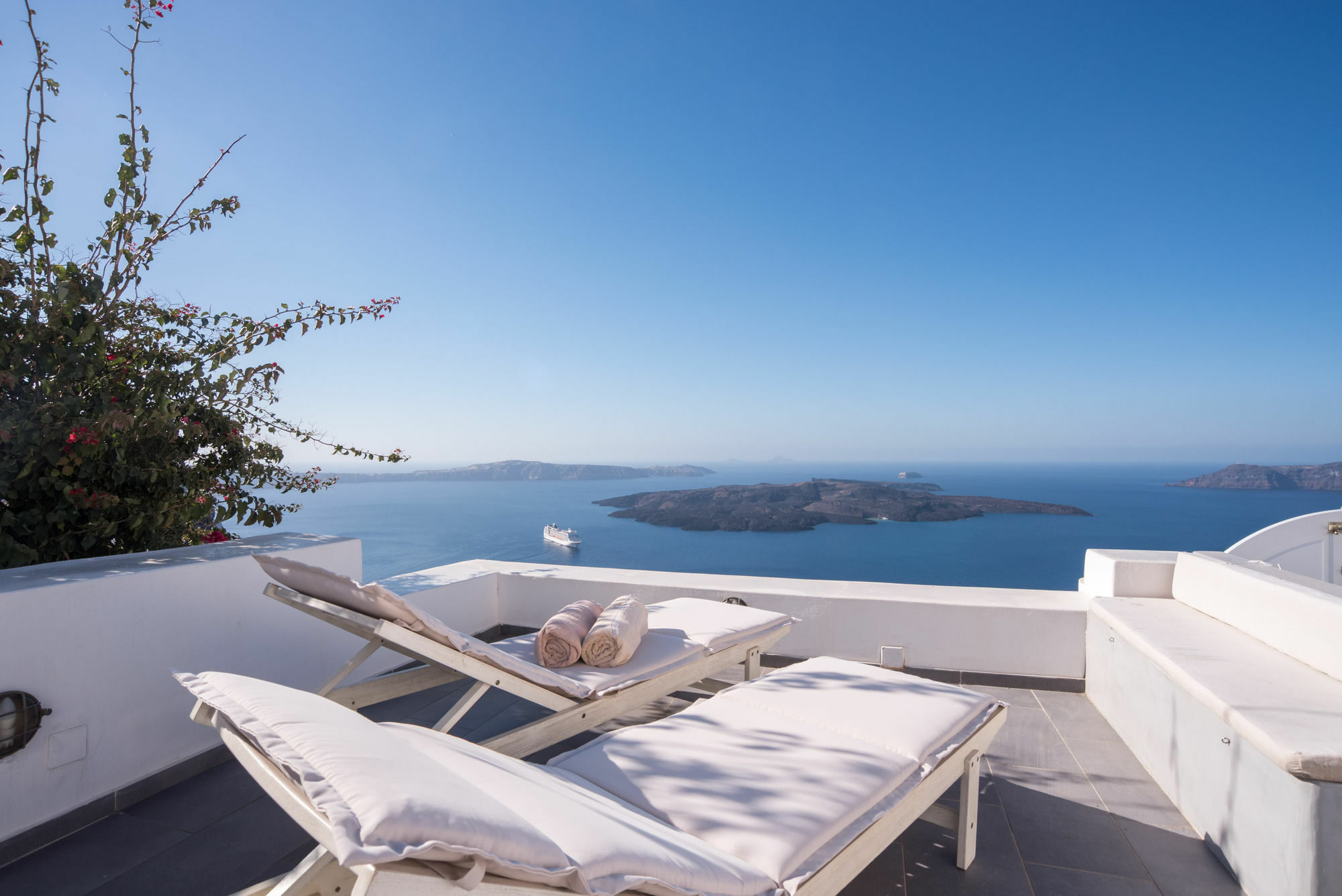 Karpimo Horizon - Caldera View With Private Hot Tub Villa Firosztefáni Kültér fotó